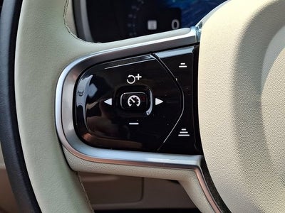 2024 Volvo XC90 B6 Plus Bright Theme 7-Seater