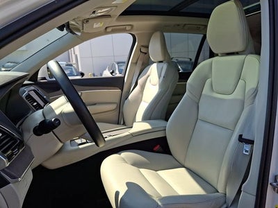 2023 Volvo XC90 B6 Plus 7-Seater