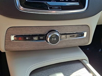 2023 Volvo XC90 B6 Plus 7-Seater