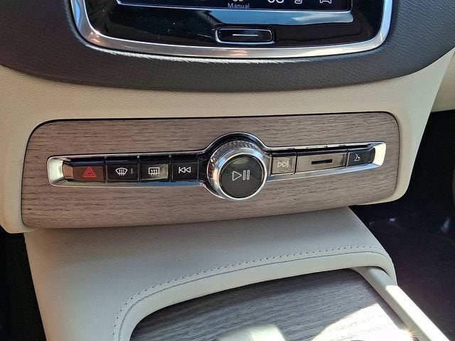 2023 Volvo XC90 B6 Plus 7-Seater