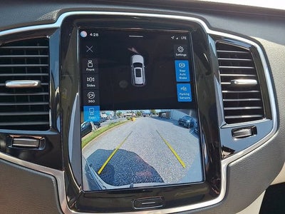 2023 Volvo XC90 B6 Plus 7-Seater