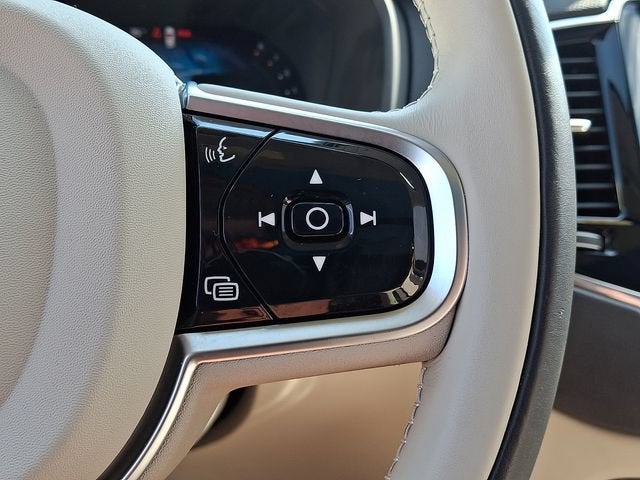 2023 Volvo XC90 B6 Plus 7-Seater