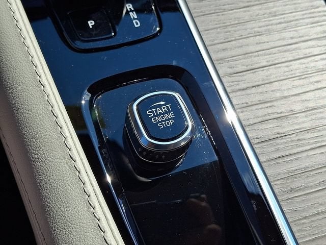 2023 Volvo XC90 B6 Plus 7-Seater