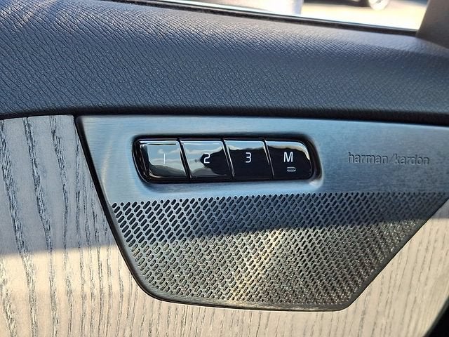 2023 Volvo XC90 B6 Plus 7-Seater