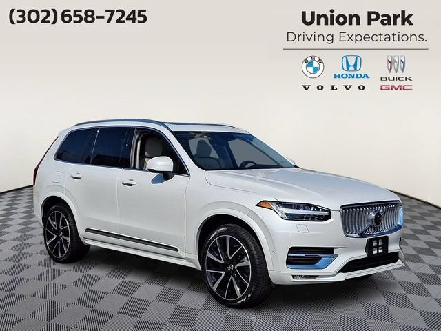 2023 Volvo XC90 B6 Plus 7-Seater