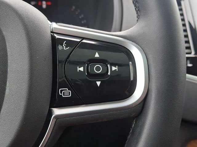 2023 Volvo XC90 Plus