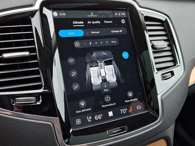 2023 Volvo XC90 B6 Plus 7-Seater