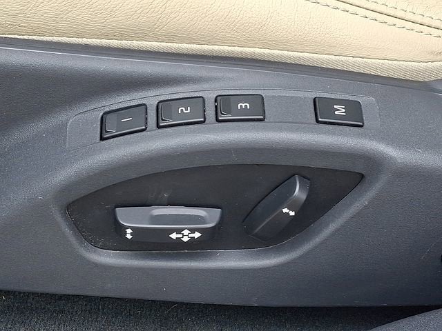 2017 Volvo XC60 Inscription