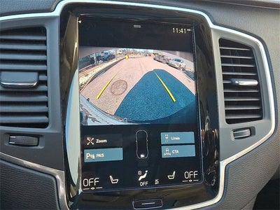 2021 Volvo XC90 Momentum