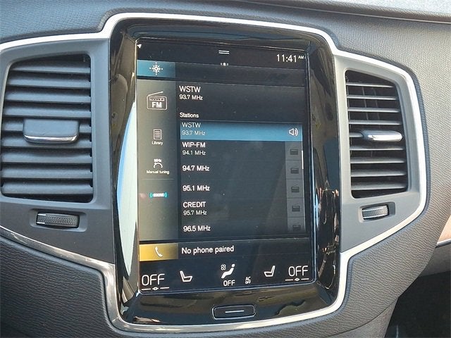 2021 Volvo XC90 Momentum