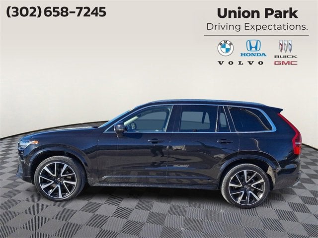 2021 Volvo XC90 Momentum