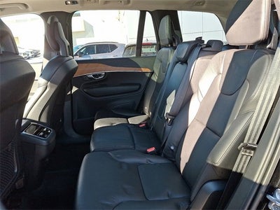 2021 Volvo XC90 Momentum