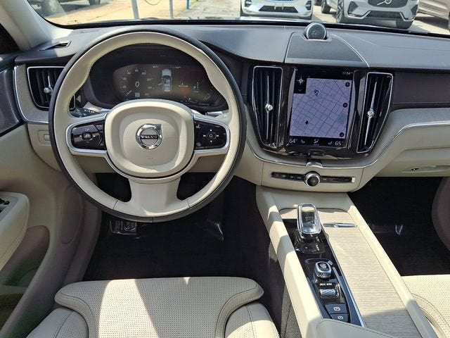 2021 Volvo XC60 Recharge Plug-In Hybrid T8 Inscription