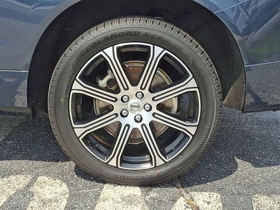 2021 Volvo XC60 Recharge Plug-In Hybrid T8 Inscription