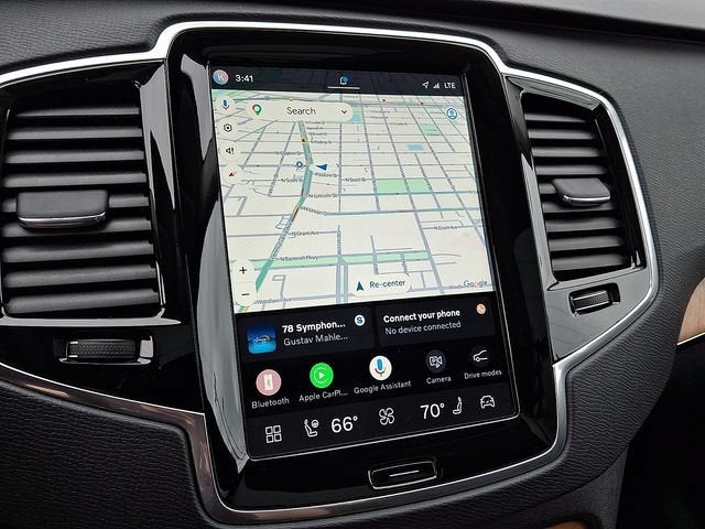 2024 Volvo XC90 Recharge Plug-In Hybrid T8 Plus Bright Theme 7-Seater