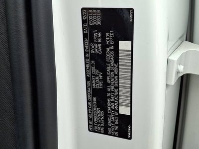 2024 Volvo XC90 Recharge Plug-In Hybrid T8 Plus Bright Theme 7-Seater