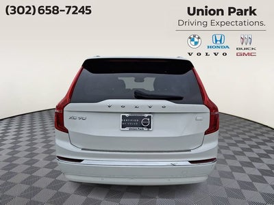 2024 Volvo XC90 Recharge Plug-In Hybrid T8 Plus Bright Theme 7-Seater