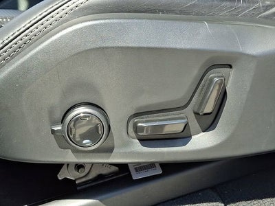 2024 Volvo XC90 Recharge Plug-In Hyb Ultimate Bright Theme