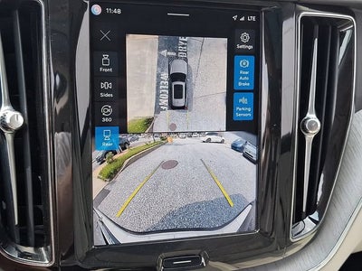 2024 Volvo XC60 Recharge Plug-In Hybrid T8 Plus Dark Theme