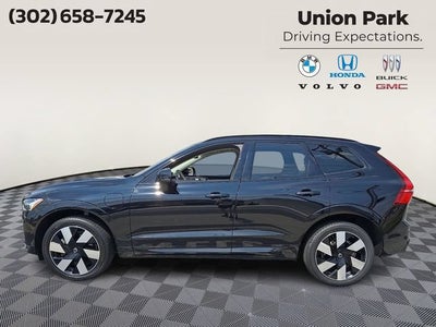 2024 Volvo XC60 Recharge Plug-In Hybrid T8 Plus Dark Theme