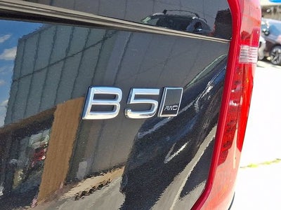 2023 Volvo XC90 B5 Plus