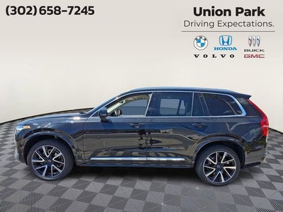 2023 Volvo XC90 B5 Plus