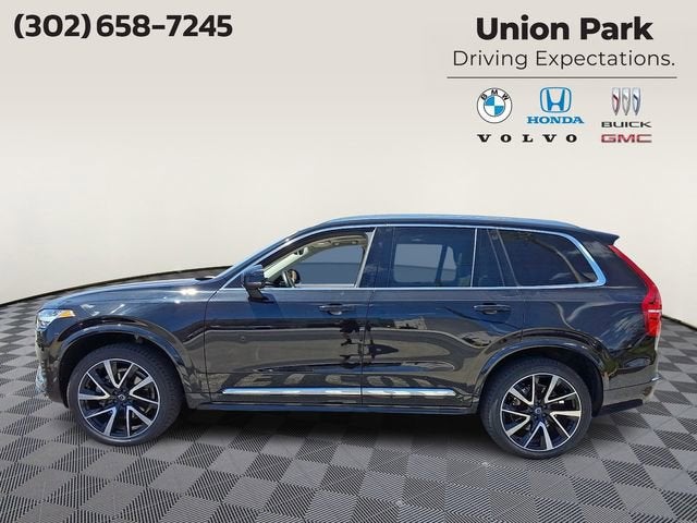 2023 Volvo XC90 B5 Plus