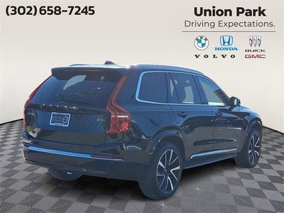 2023 Volvo XC90 Plus