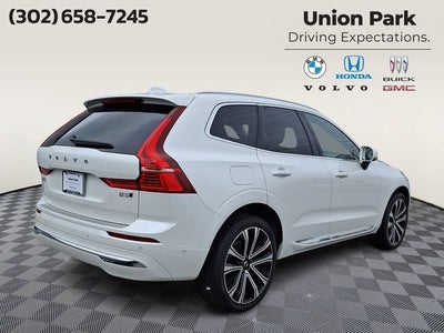 2023 Volvo XC60 B5 Ultimate Bright Theme