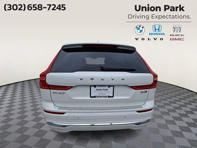2023 Volvo XC60 B5 Ultimate Bright Theme