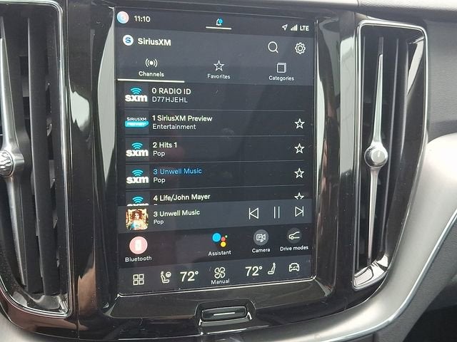 2024 Volvo XC60 Core Dark Theme