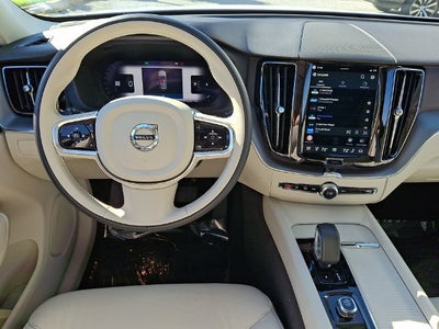 2024 Volvo XC60 Core Dark Theme