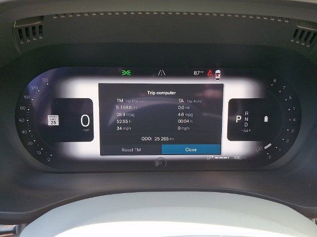 2024 Volvo XC60 Core Dark Theme