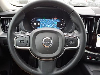 2024 Volvo XC60 Core Dark Theme