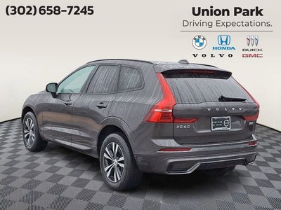 2024 Volvo XC60 Core Dark Theme