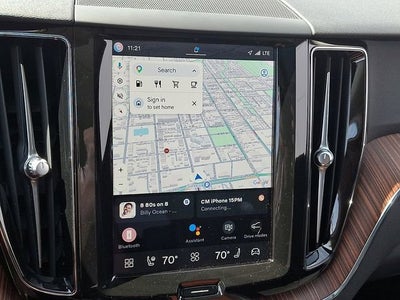 2024 Volvo XC60 Plus Dark Theme