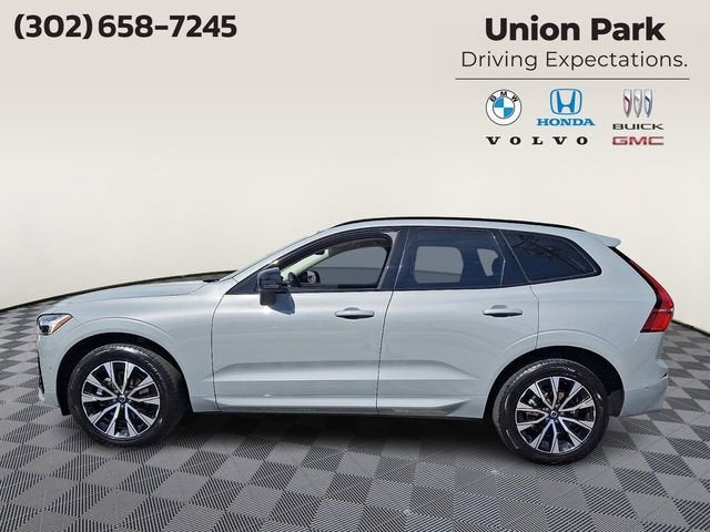 2024 Volvo XC60 Plus Dark Theme