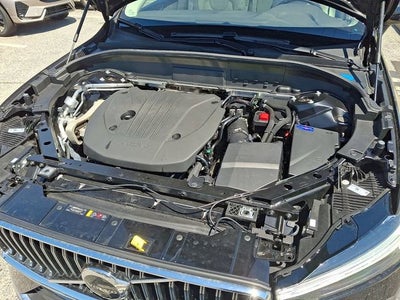 2023 Volvo XC60 Plus Bright Theme