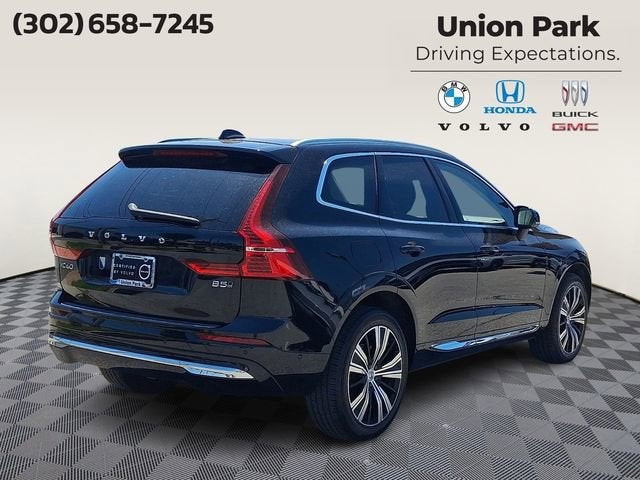 2023 Volvo XC60 Plus Bright Theme