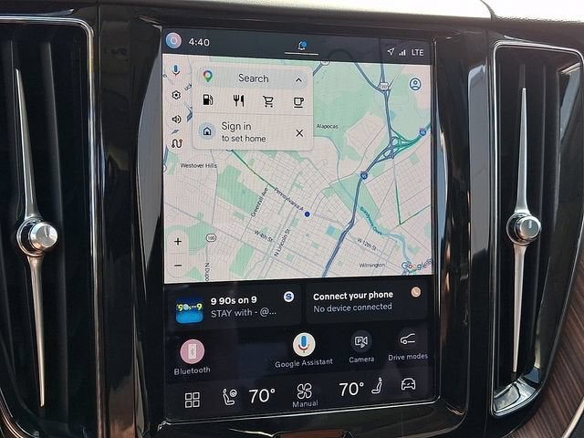 2023 Volvo XC60 B5 Plus Bright Theme