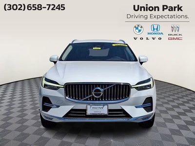 2023 Volvo XC60 Plus Bright Theme