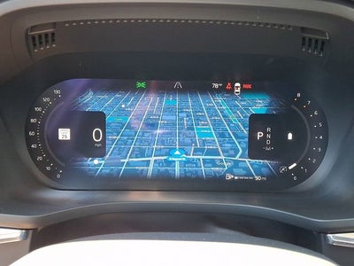 2023 Volvo XC60 Plus Bright Theme