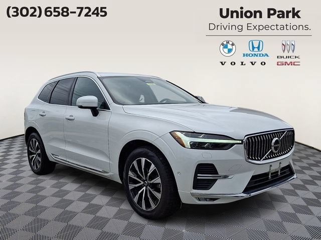 2023 Volvo XC60 B5 Plus Bright Theme