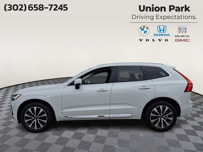 2023 Volvo XC60 B5 Plus Bright Theme