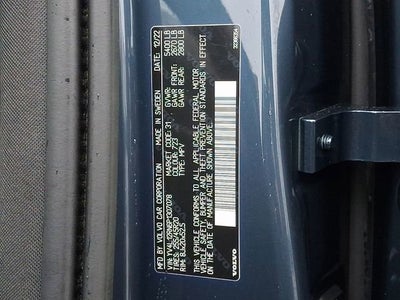 2023 Volvo XC60 Plus Bright Theme