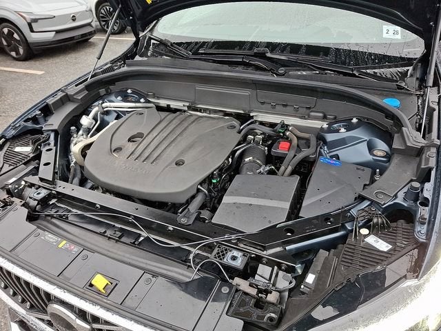 2023 Volvo XC60 Plus Bright Theme