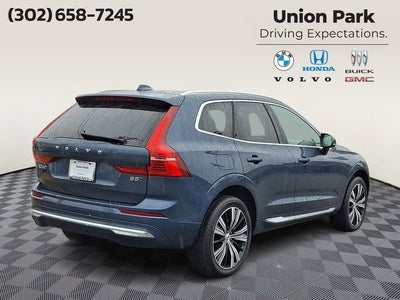 2023 Volvo XC60 Plus Bright Theme