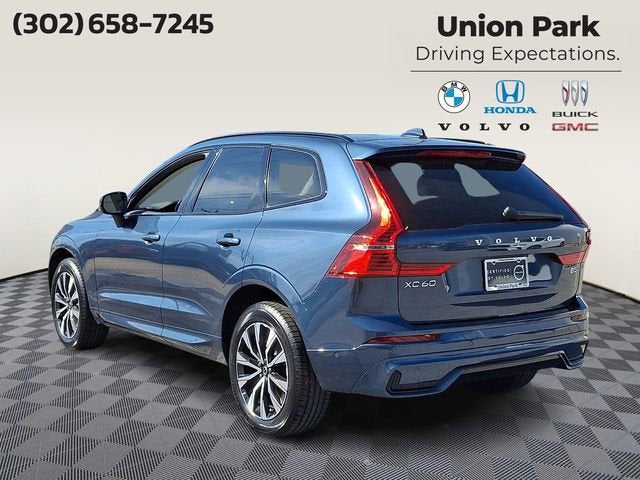 2023 Volvo XC60 Plus Dark Theme