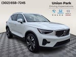 2024 Volvo XC40 B5 Plus Bright Theme