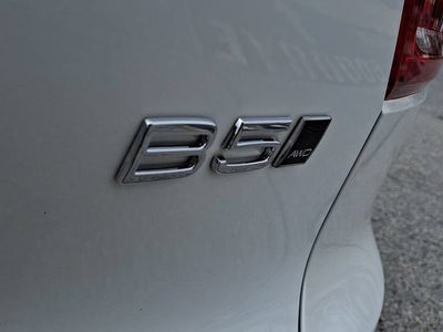 2024 Volvo XC40 B5 Plus Bright Theme
